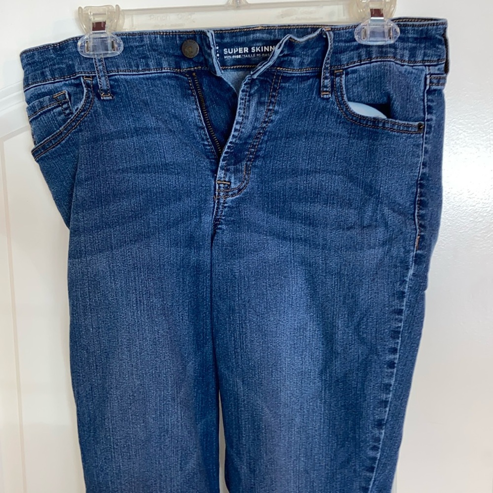 Women’s Skinny Jeans